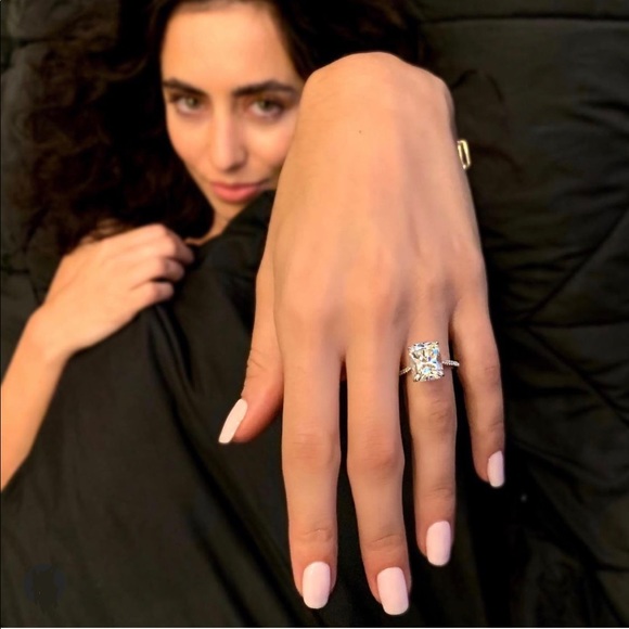 5.34Ct EMERALD Cut VVS Horizontal Setting Solitaire 925 Ring Size 5 - Picture 4 of 17